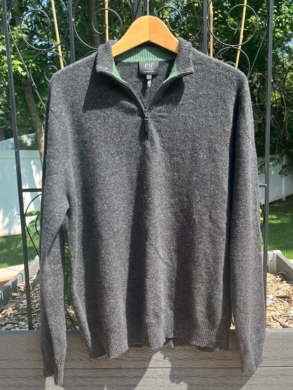 Qi Cashmere Men’s Charcoal Gray 1/4 Zip Pullover Sweater Size L Luxury Preppy